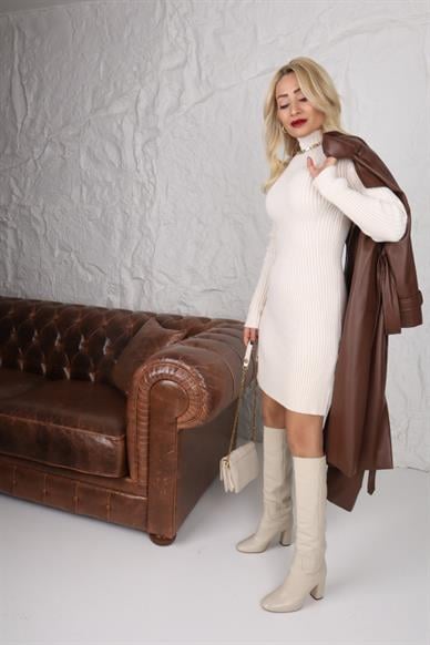 Kısa Reglan Kol Ekru Elbise