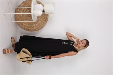 Kolsuz Eteği Fırfırlı Siyah Elbise