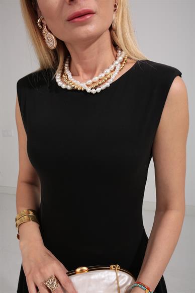 Kolsuz Vatkalı Siyah Katlı Model Elbise