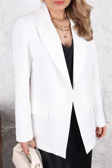 Kolu Katlı Kruvaze Beyaz Blazer Ceket