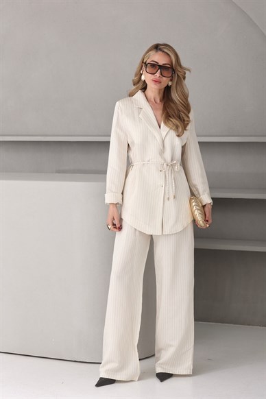Krem Çizgili Bağlamalı Tensel Takım