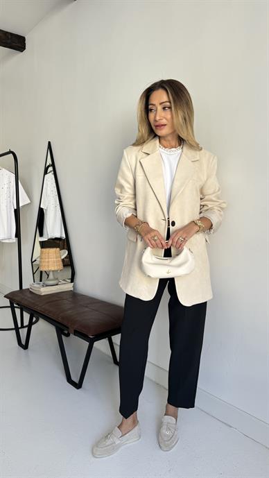 Krem Üç Düğmeli Nubuk Blazer Ceket