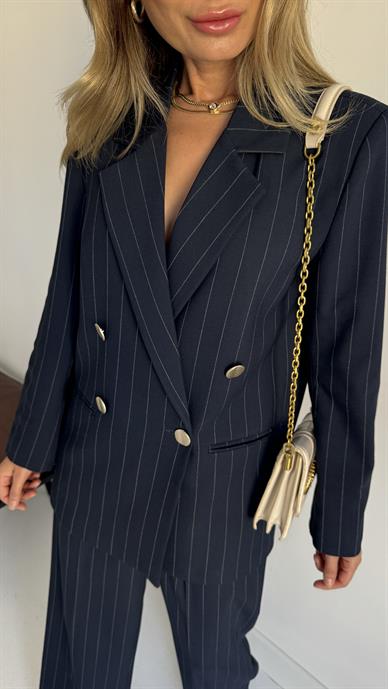Lacivert Çizgili Gold Düğmeli Blazer Takım