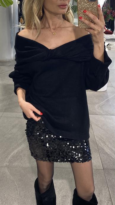 Madonna Yaka Siyah Kazak