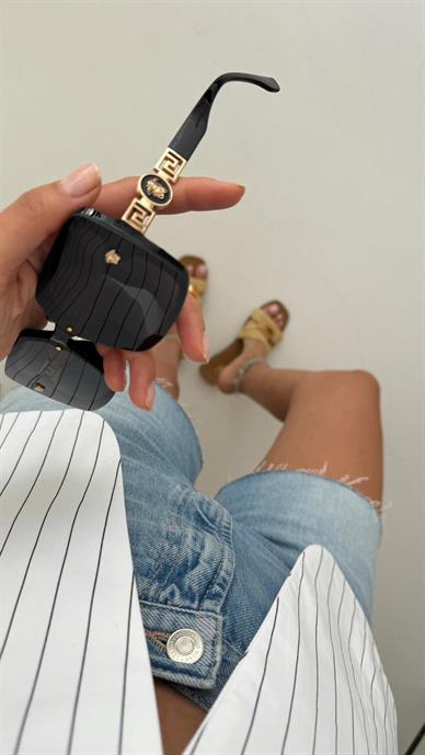 Metal Detaylı Figürlü Siyah Kemik Gözlük(8388)