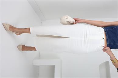 Önden Yırtmaçlı Ekru Midi Etek