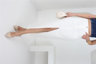 Önden Yırtmaçlı Ekru Midi Etek