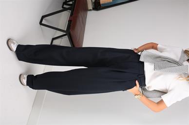 Önü Çift Pileli Lacivert Pantolon