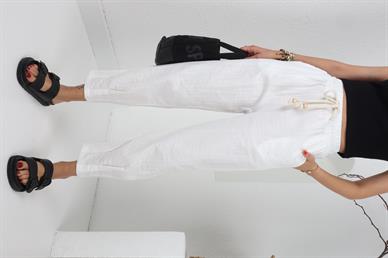 Paça Pilili Halat Kemer Beyaz Pantolon