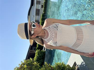 Püsküllü Naturel Triko Elbise