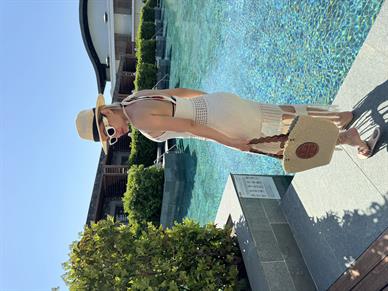 Püsküllü Naturel Triko Elbise