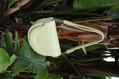 Sarı Yarım Ay Bayan Çanta