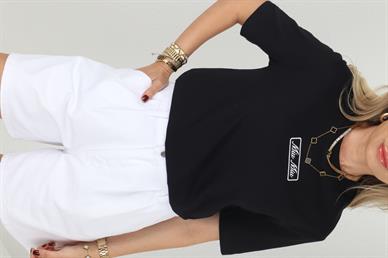 Sıfır Yaka Yazı Nakışlı Siyah Tshirt