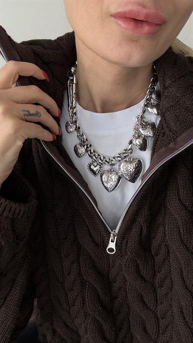 Silver Kalp Detay Kısa Kolye