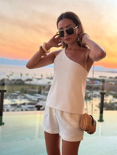 Sırt Dekolteli Ekru Şort Yelek Takım