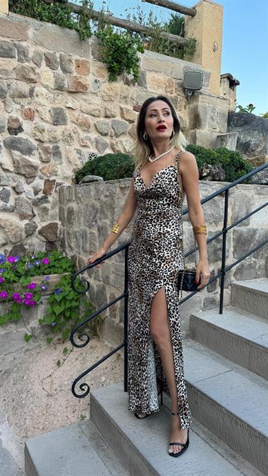 Sırt Dekolteli Leopar Saten Elbise