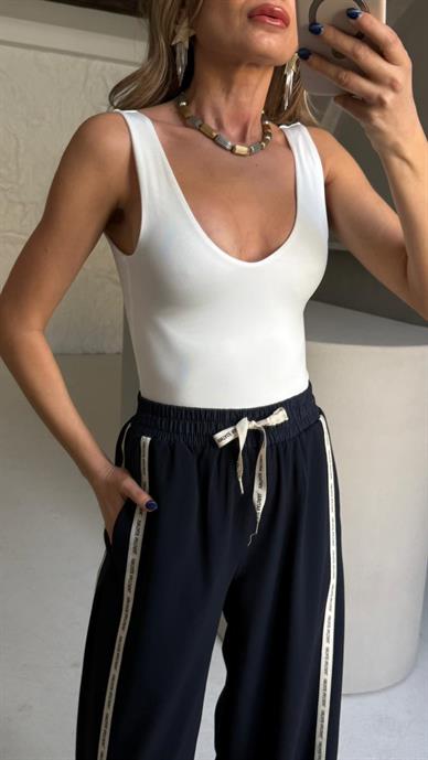 Sırtı Açık Buzzy Bodysuit