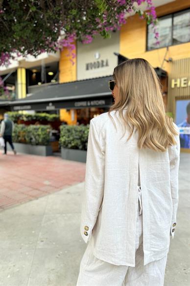 Sırtı Bağlamalı Naturel Blazer Ceket