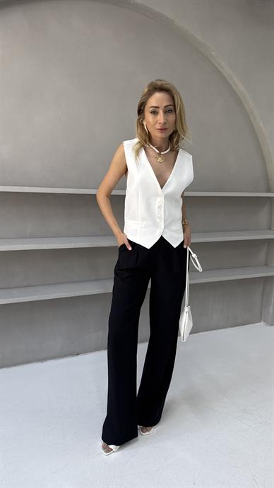 Sırtı Çarpraz Beyaz Kumaş Yelek