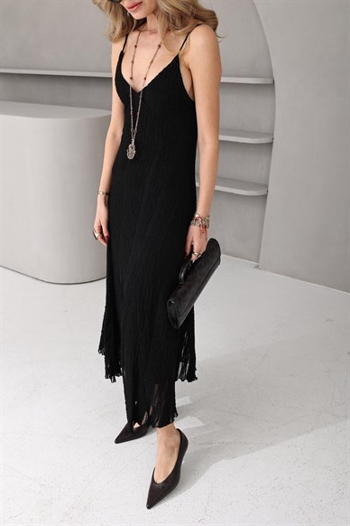 Siyah Askılı Dantel Elbise