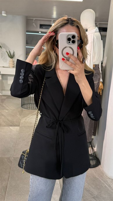 Siyah Bağcıklı Blazer Ceket