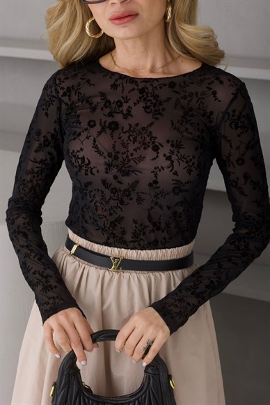 Siyah Çiçekli Tül Bluz