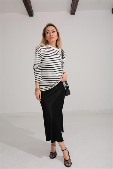 Siyah Çizgili İnce Sweat