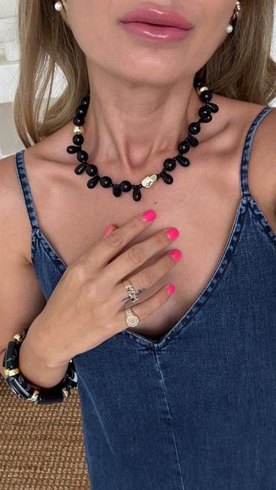 Siyah Damla Boncuklu Kolye