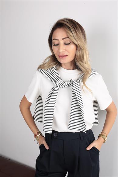 Siyah İnce Çizgili Uzun Kol Tshirt