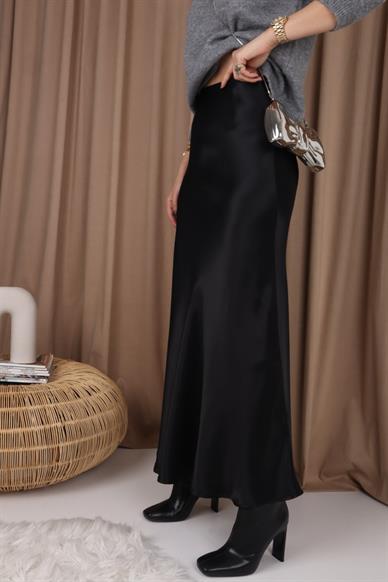 Siyah Maxi Boy Saten Etek