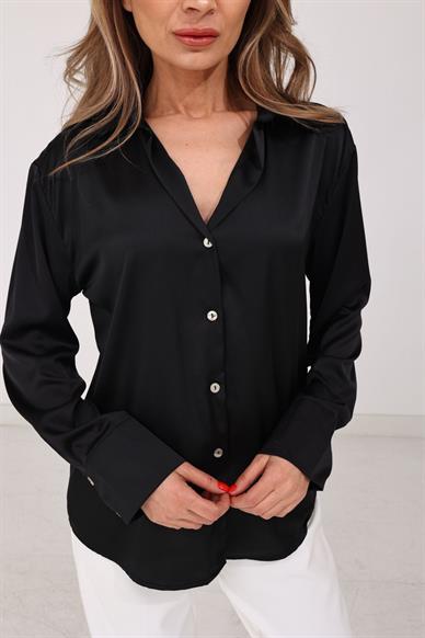 Siyah Saten Gömlek