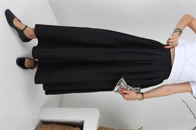 Siyah Uzun Balon Etek