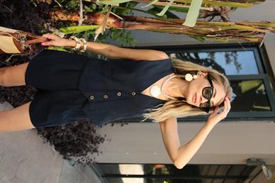 Süs Cepli Lacivert Keten Yelek Şort Takım