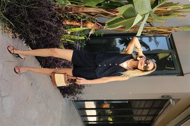 Süs Cepli Lacivert Keten Yelek Şort Takım