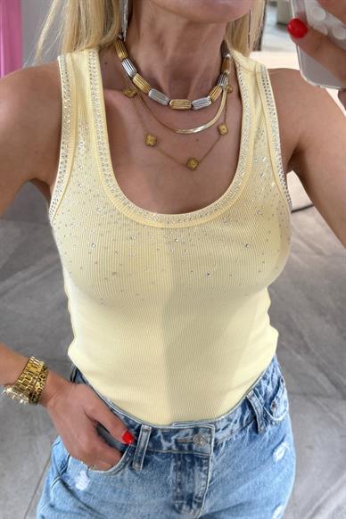 Taş Baskılı Havuz Yaka Sarı Fitilli Atlet