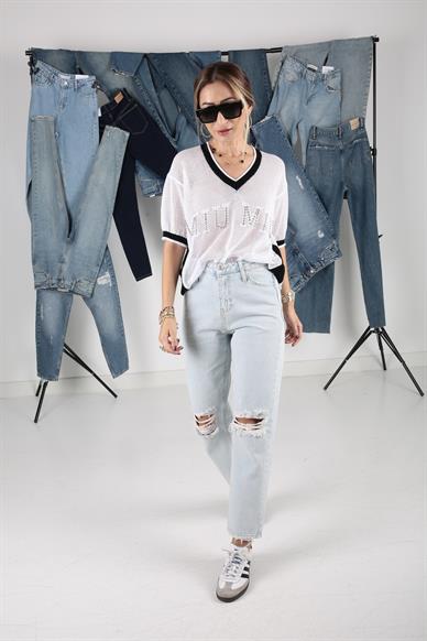 Taş İşli V Yaka Beyaz File Kazak