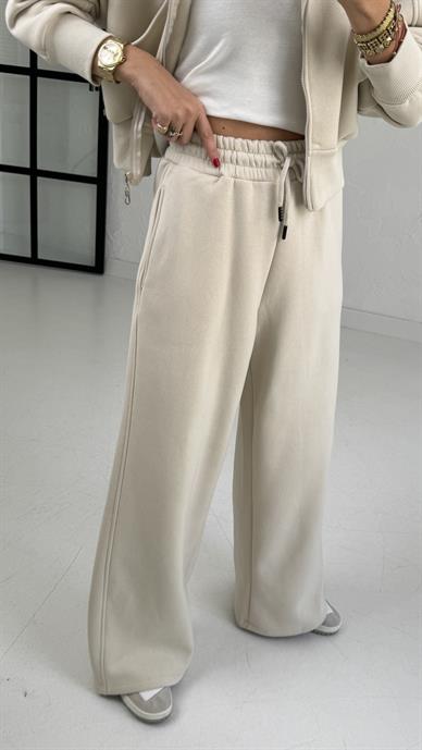 Taş Robalı Kapişonlu Eşofman Takımı