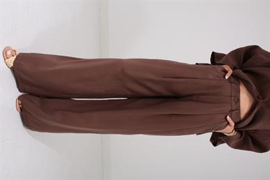 Tek Düğme V Yaka Kahve Tensel Takım