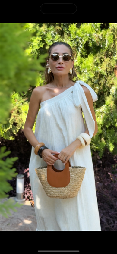 Tek Omuz Bağlı Naturel Kraşlı Elbise