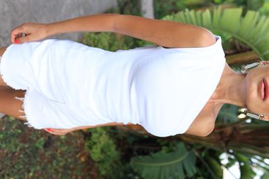 Tek Omuz Drapeli Beyaz Penye Bluz