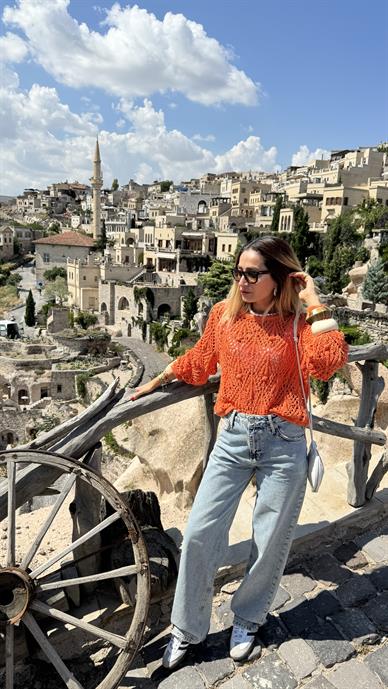 Turuncu Ajurlu Triko Kazak