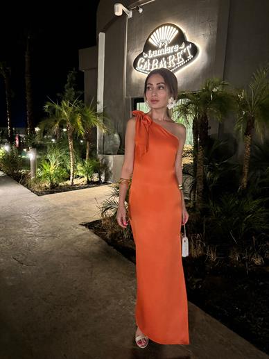 Turuncu Tek Omuz Bağlamalı Saten Elbise