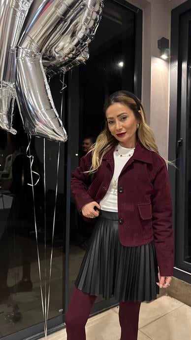 Üç Düğmeli Kısa Bordo Süet Ceket