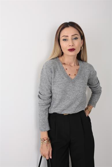 V Yaka Gri Düz Basic Kazak