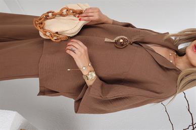 V Yaka Kolyeli Kahve Pantolon Takım