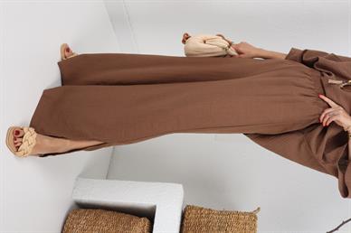 V Yaka Kolyeli Kahve Pantolon Takım