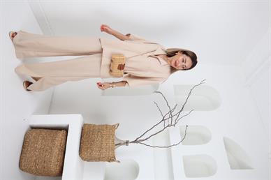 V Yaka Kolyeli Taş Pantolon Takım