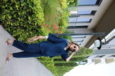 V Yaka Şalvar Kesim Lacivert Keten Takım