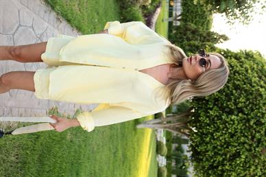 V Yaka Sarı Keten Şort Gömlek Takım