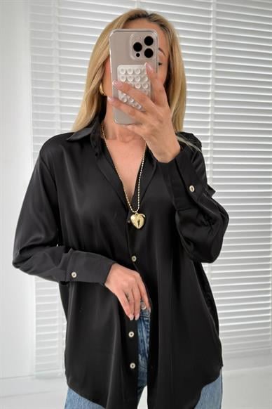 V Yakalı Siyah Saten Gömlek